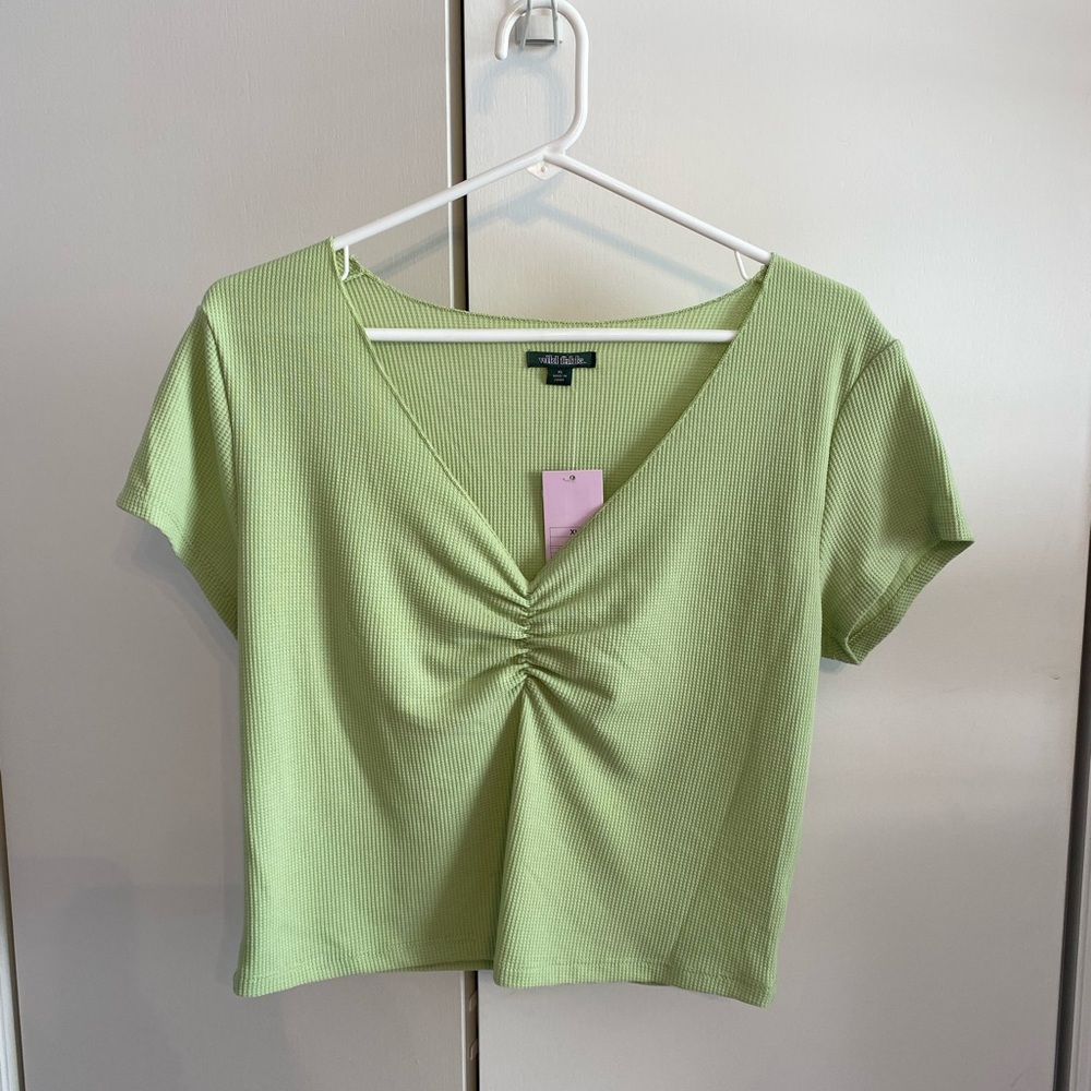 NWT Wild Fable Cropped Green Top size XL
